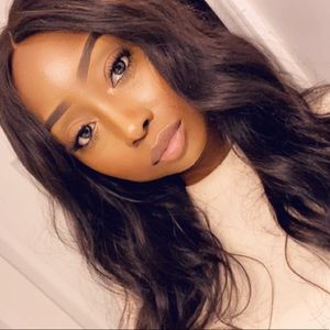 Meet your Posher, Dana